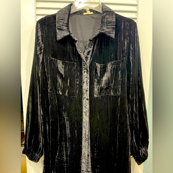 Black velvet dress size large boutique worn once - Picture 1 of 2